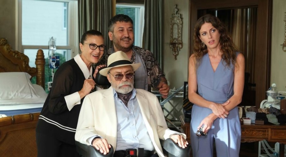 IMAX'te İlk Türk Filmi: Haluk Bilginer ve Feyyaz Yiğit'i Buluşturan 'Yan Yana'