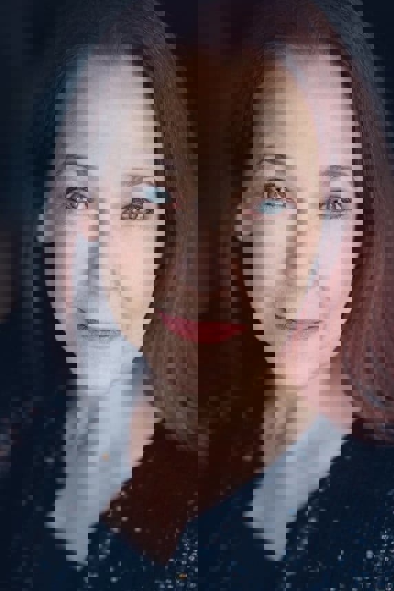 Harriet Sansom Harris