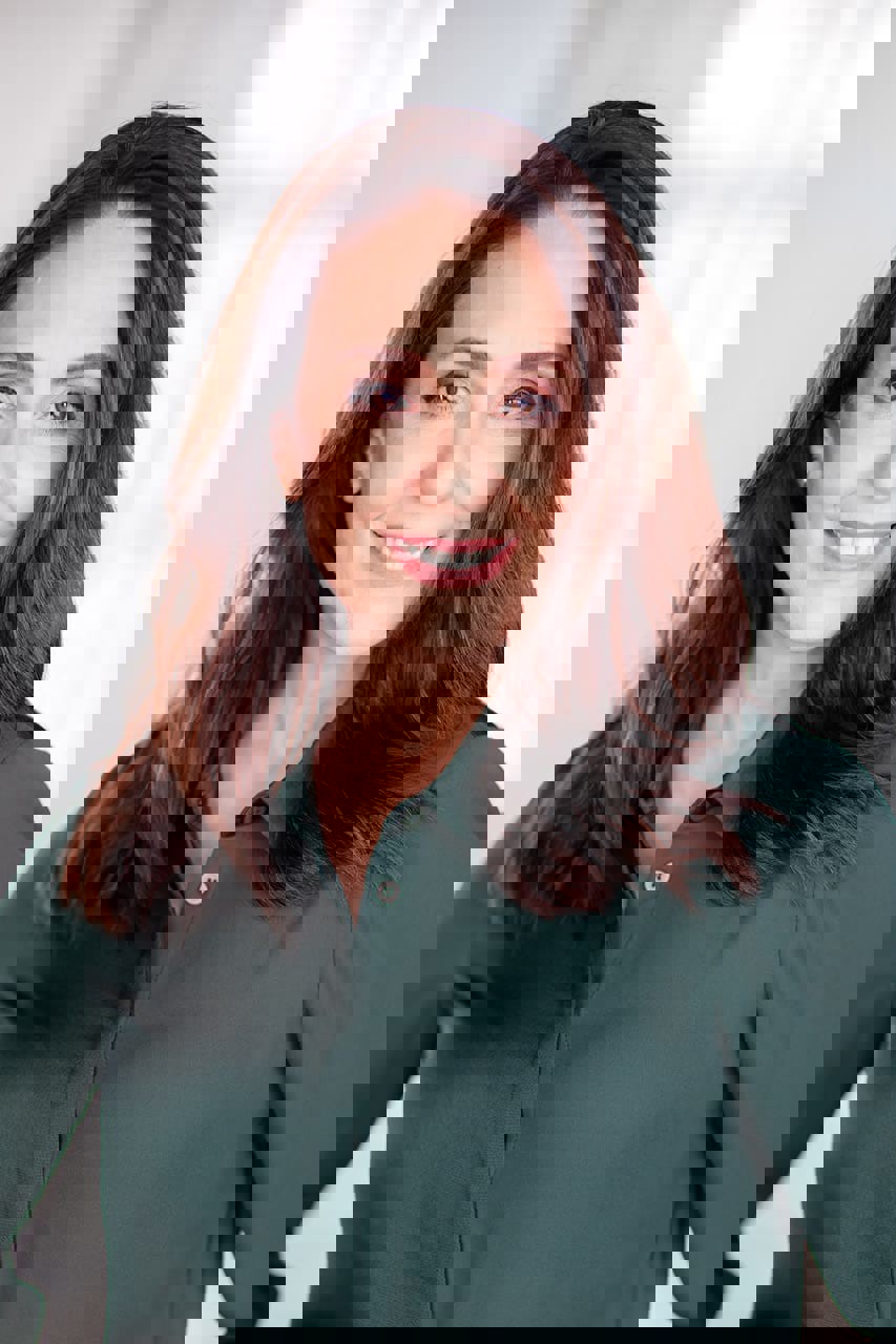 Jacqueline Ann Steuart